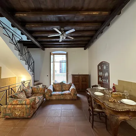 Feriehus Dimora Ester - Vecchia & Castle View *